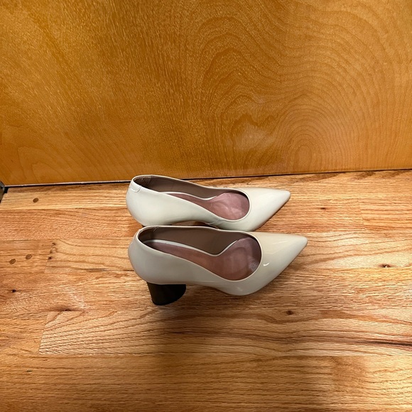 Maeve Cream Modern Pump Heels - Picture 7 of 7
